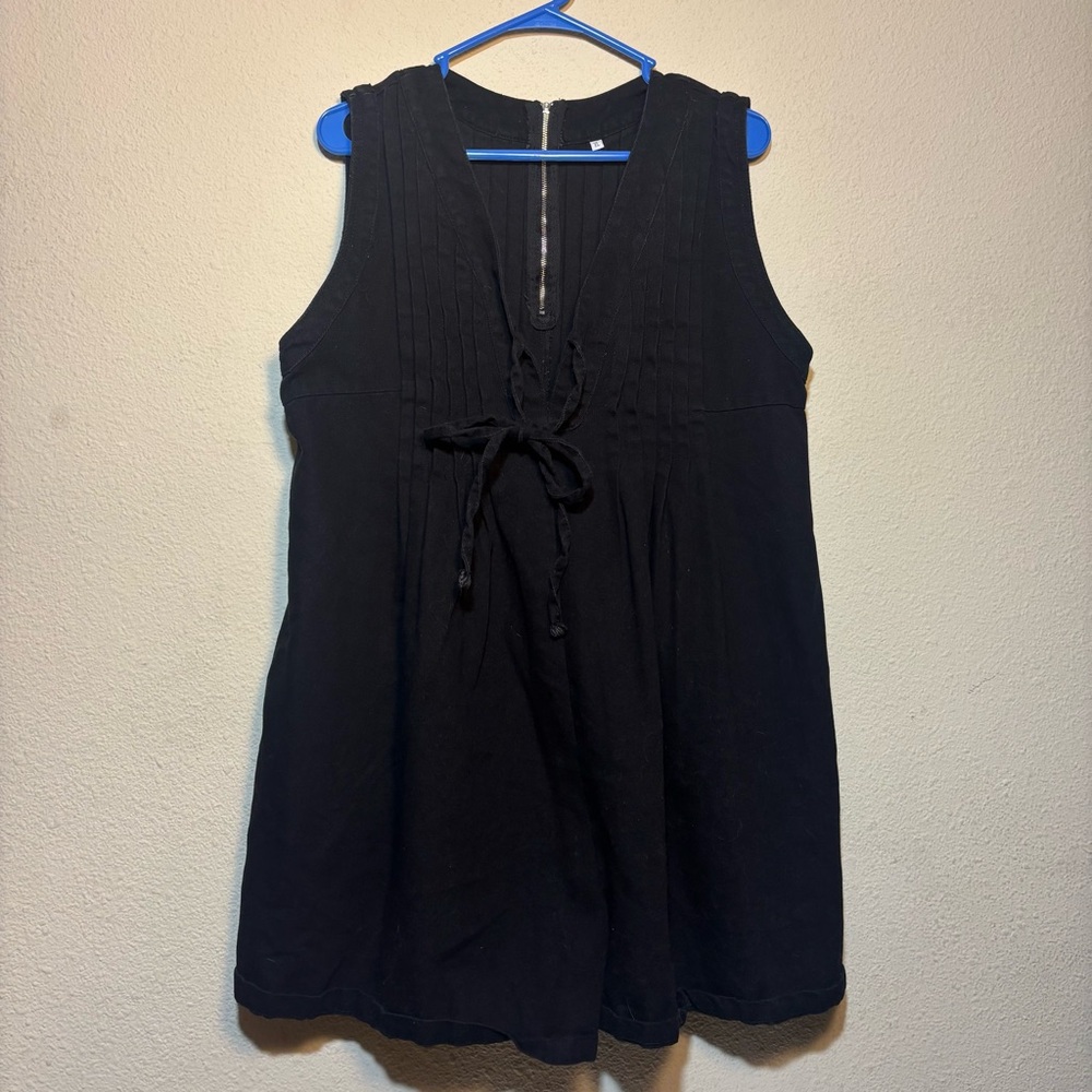 Black Sleeveless Dress with Tie Front